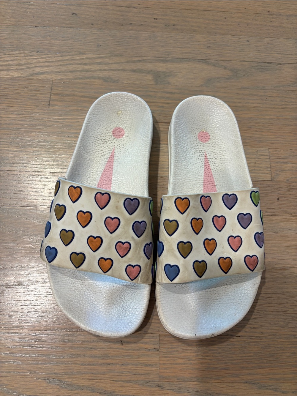 Roller Rabbit heart slides
